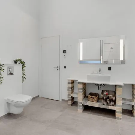 Amazing In With Kitchen * Blavand