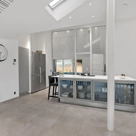 Amazing In With Kitchen *
